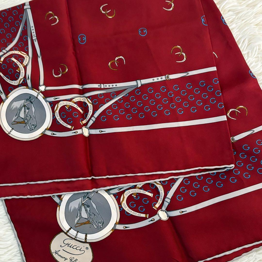 GUCCI ヴィンテージ スカーフ 馬モチーフ シルク100% イタリア製　赤系