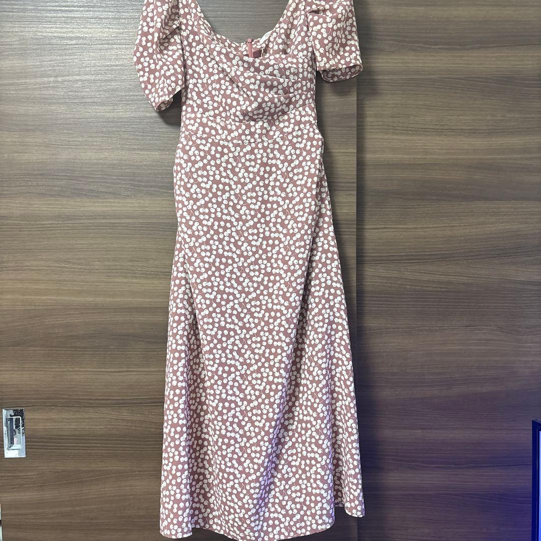 お値下げherliptoチェリーワンピース2019年　s