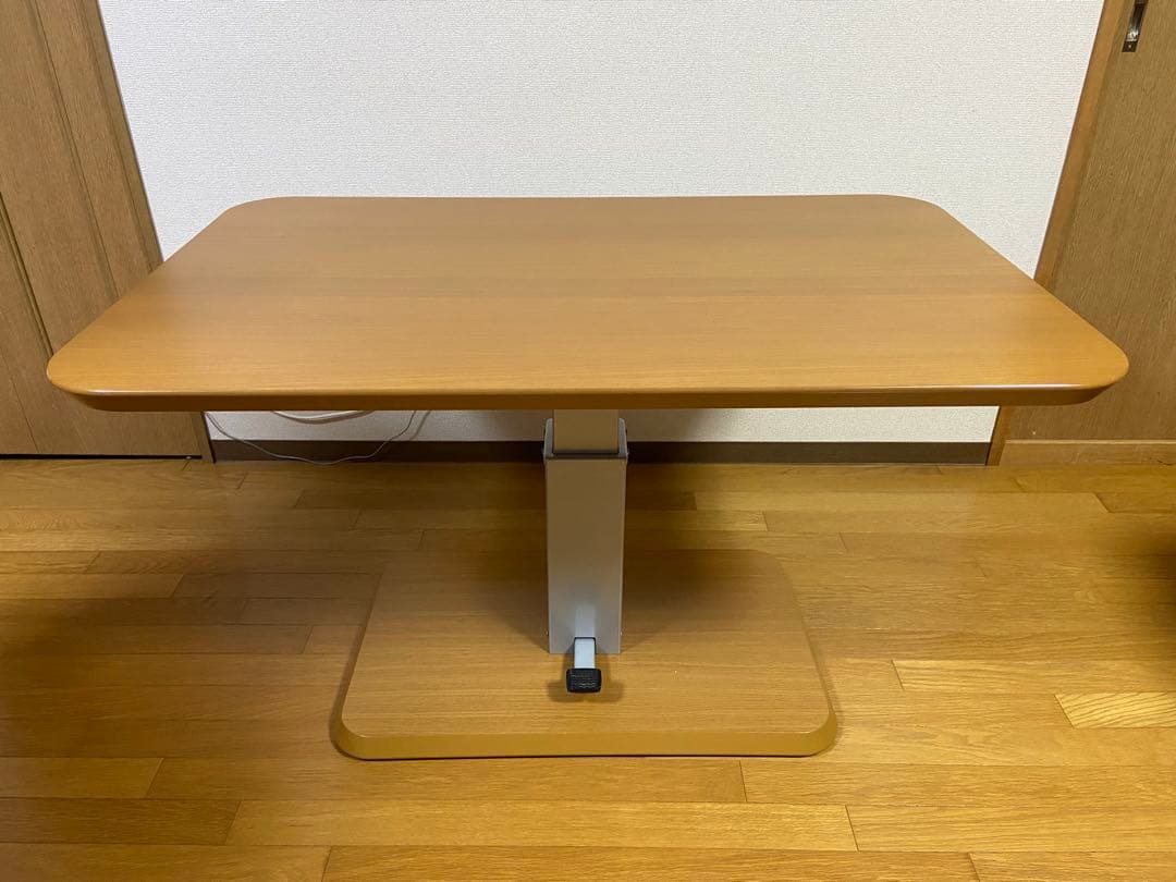 【ニトリ】昇降式ダイニング　リビングテーブル