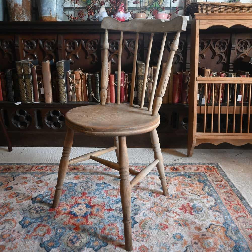 L3705-1-2 英国アンティーク アイベックスチェア キッチンチェア 剝離