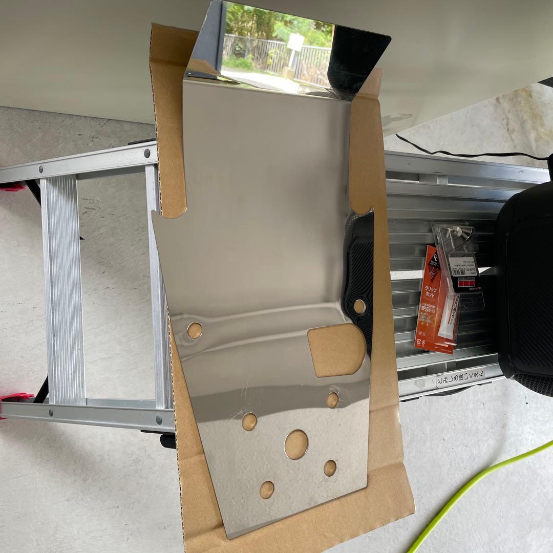 z900rs ポリッシュマイスター　インナーフェンダー