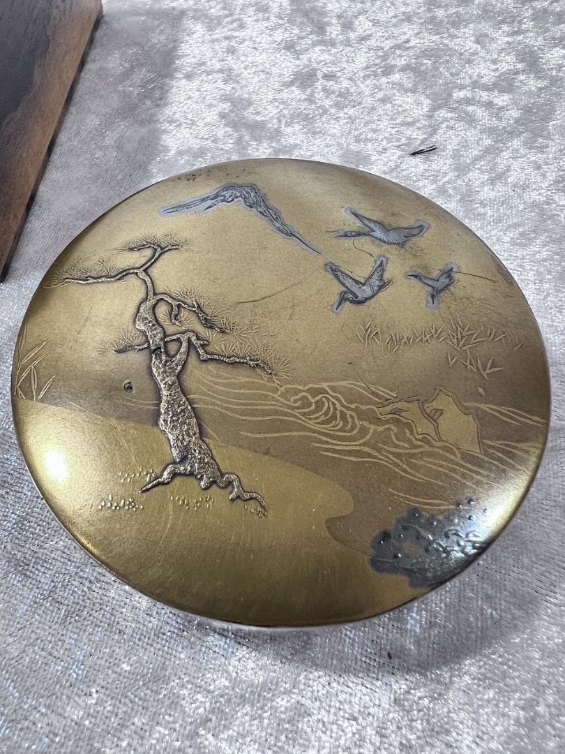 金蒔絵山水紋香箱　江戸期　合せ箱　金銀　富士山　高蒔絵 山と鳥のデザイン