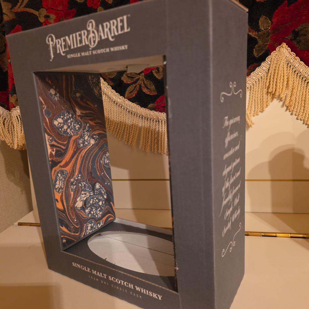 [プレミエバレル]ベンネヴィス 8年 リフィルホグスヘッド[ ダグラスレイン ]