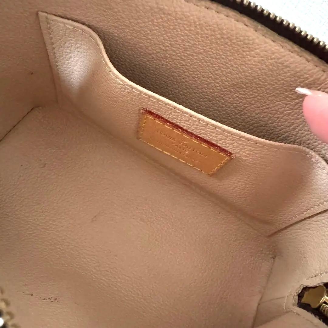 ヴィトンルイヴィトン ポーチ ポシェット コスメティック モノグラム