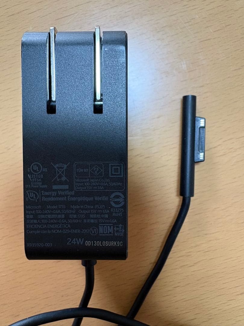 Microsoft Surface Go 本体