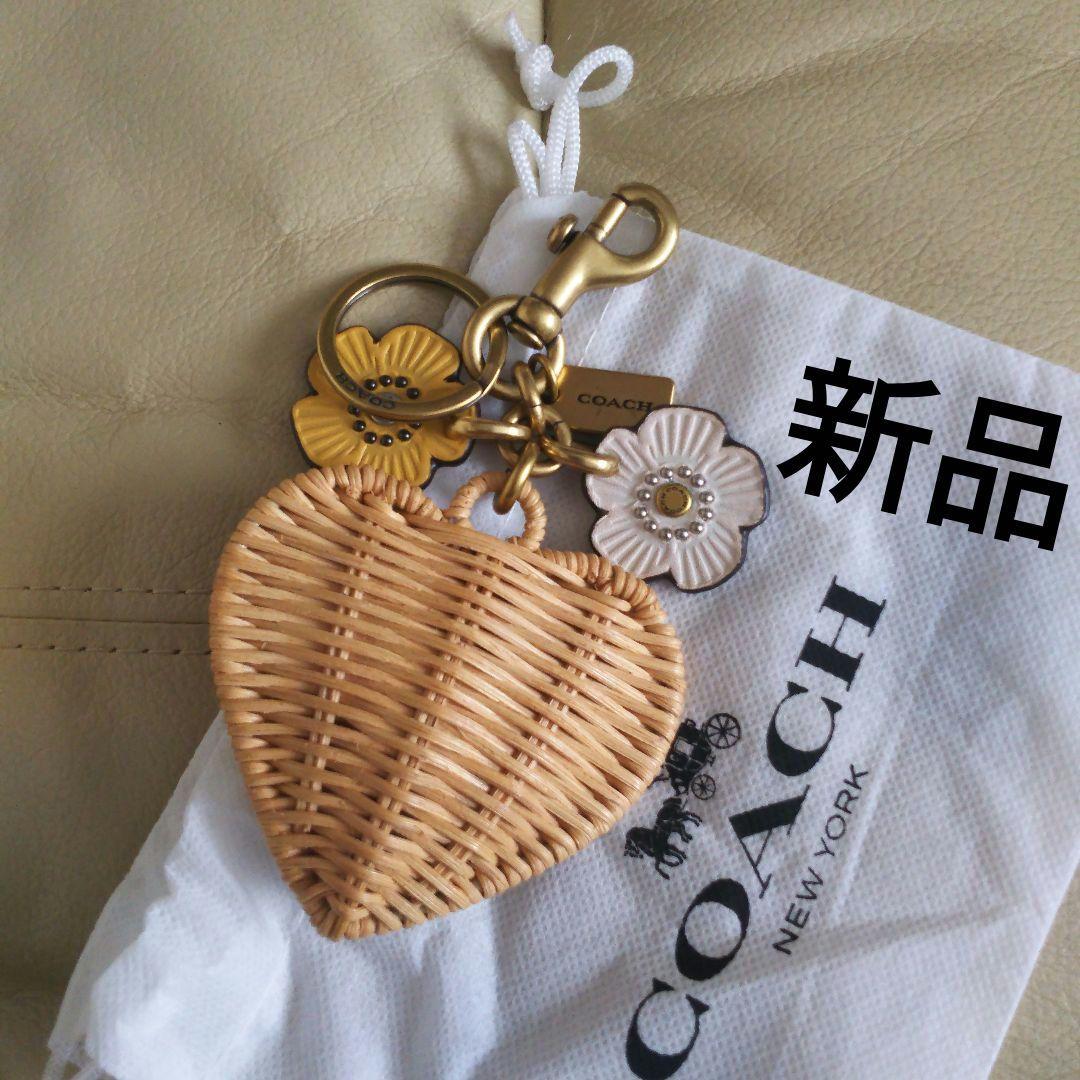 新品 コーチ ティーローズ キーホルダー