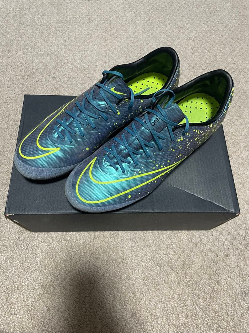 ナイキ マーキュリアル ヴェイパー