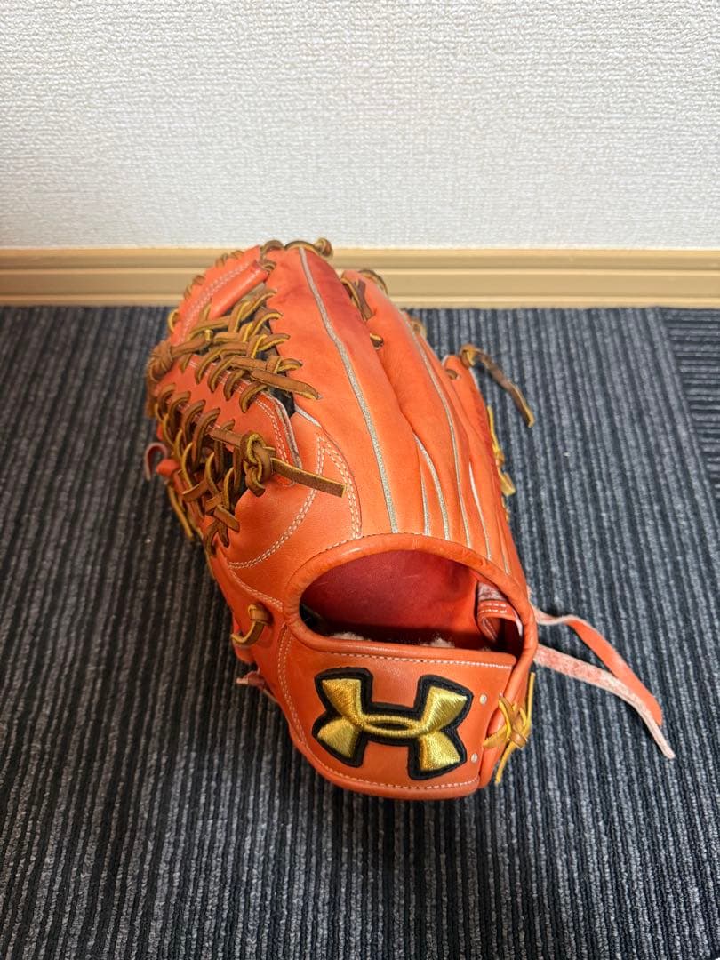 アンダーアーマー　左投げ　外野手　柳田モデル