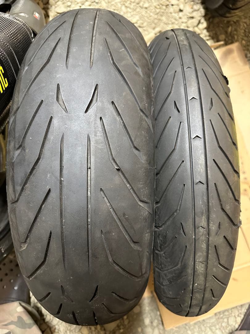 ANGEL GTⅡ 120/70ZR17 190/50ZR17 ピレリ