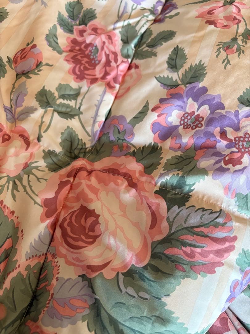 Sanderson 花柄 西川掛け布団 150x210cm未使用品　薄い布団