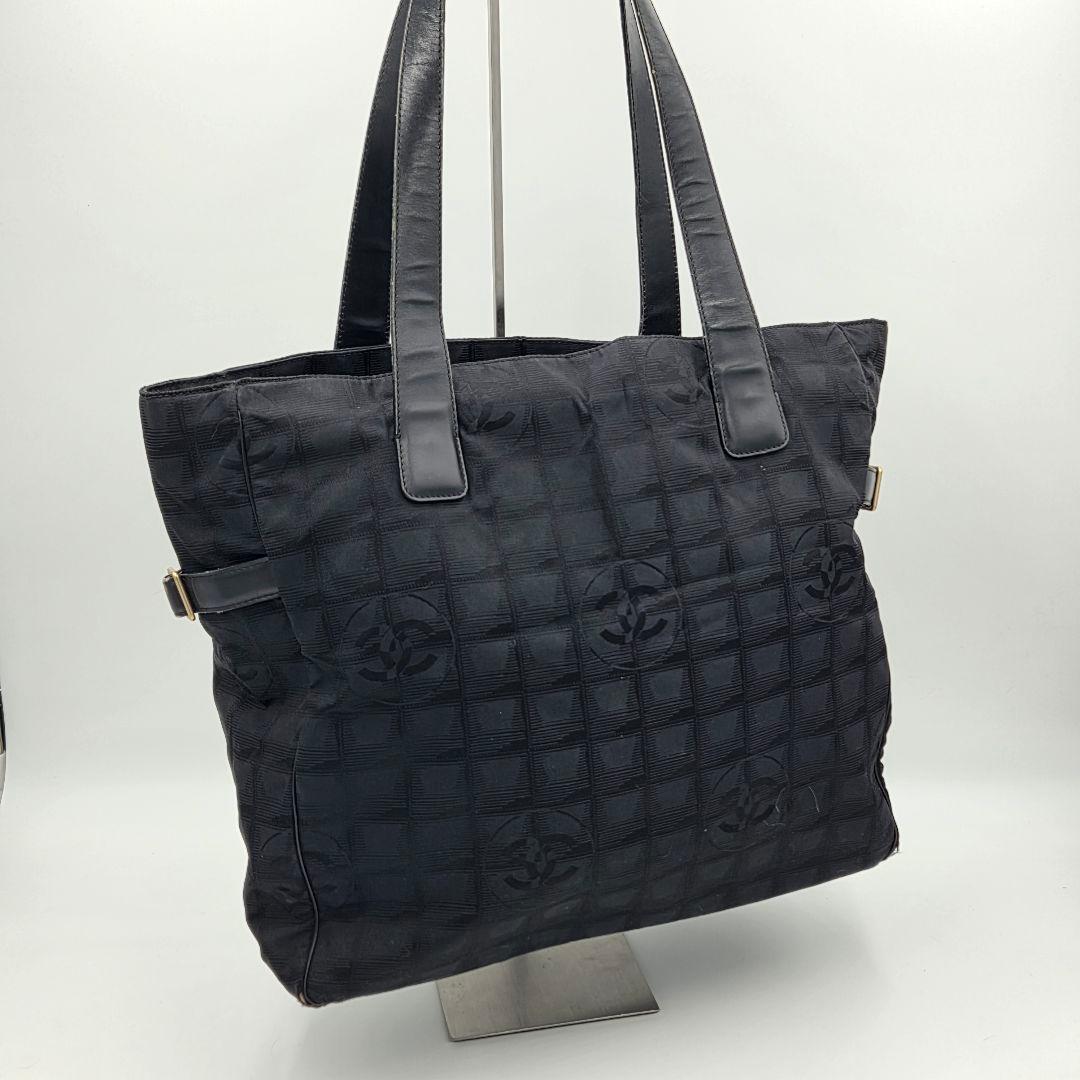 【良品】シャネル　ニュートラベルライン　GM トートバッグ　ナイロン　黒