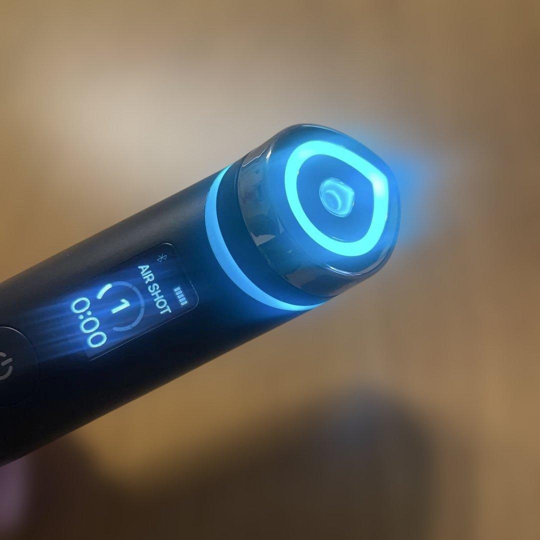 【専用】medicube美容器 LEDディスプレイ付き ブラック