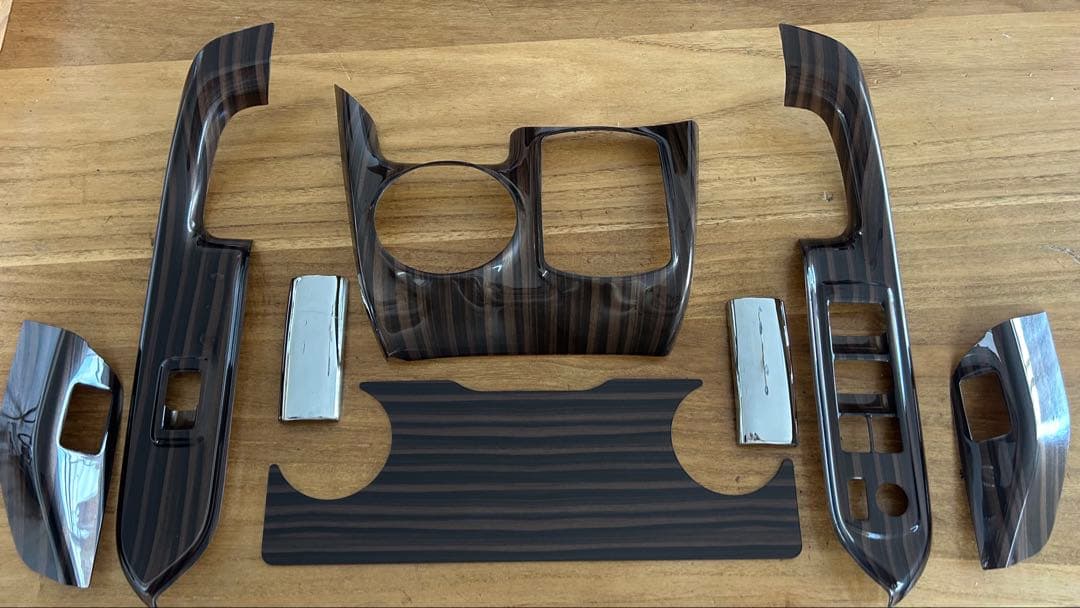 80ノア　インテリアパネル（木目調）