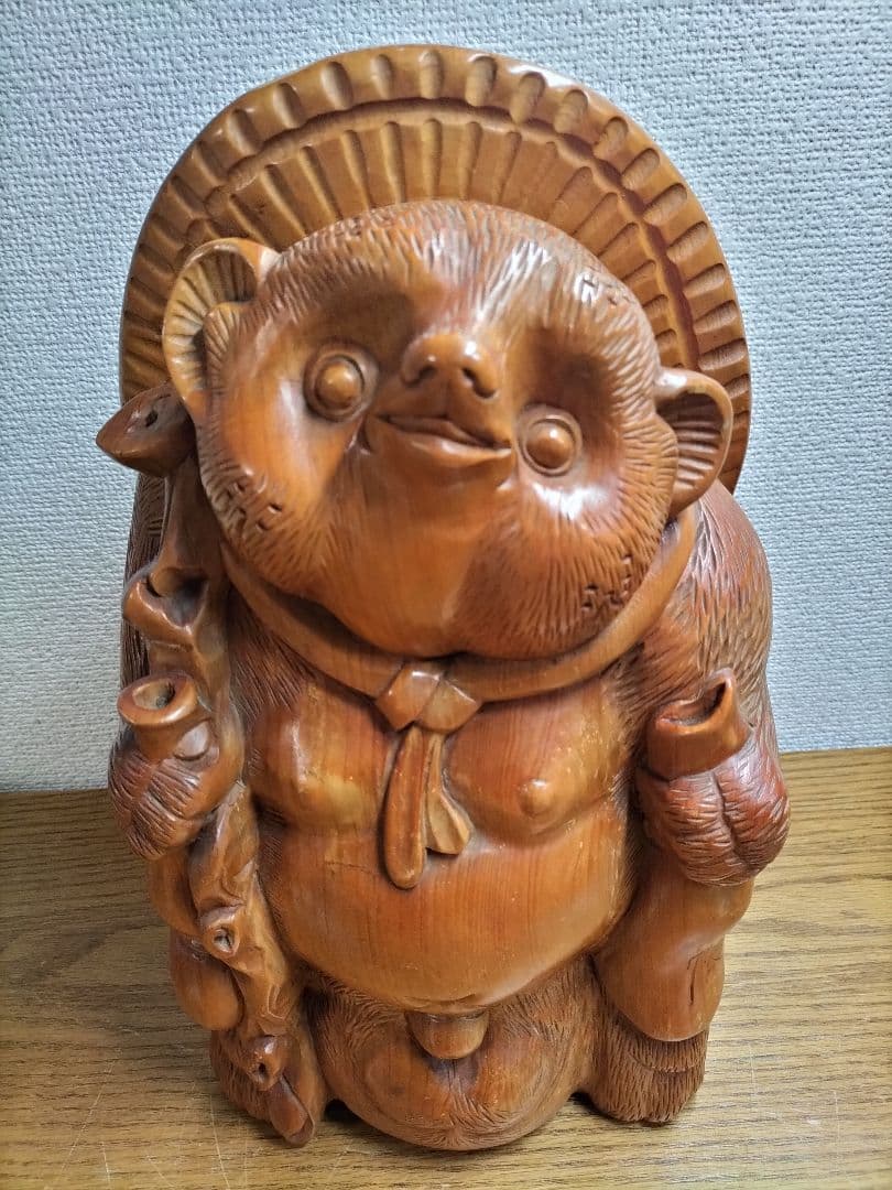 木製　狸の一刀彫りの彫刻　最終値下げ