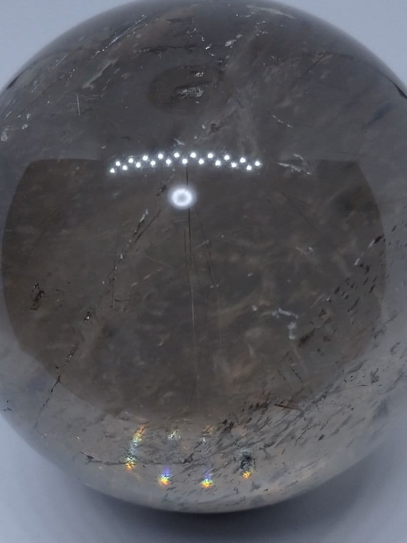 天然石■スモーキールチル■虹入り■丸玉■スフィア■台座付き■これマジやばいやつ