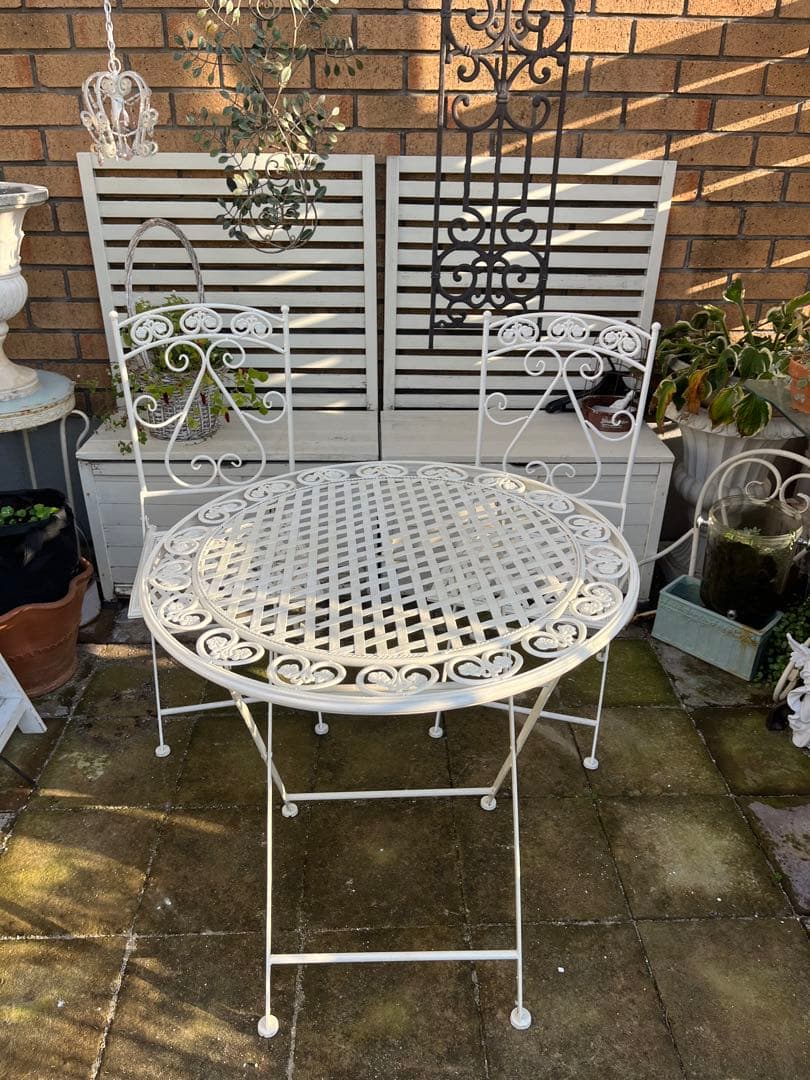 フランス製　ガーデニングテーブル　チェアー　アイアン