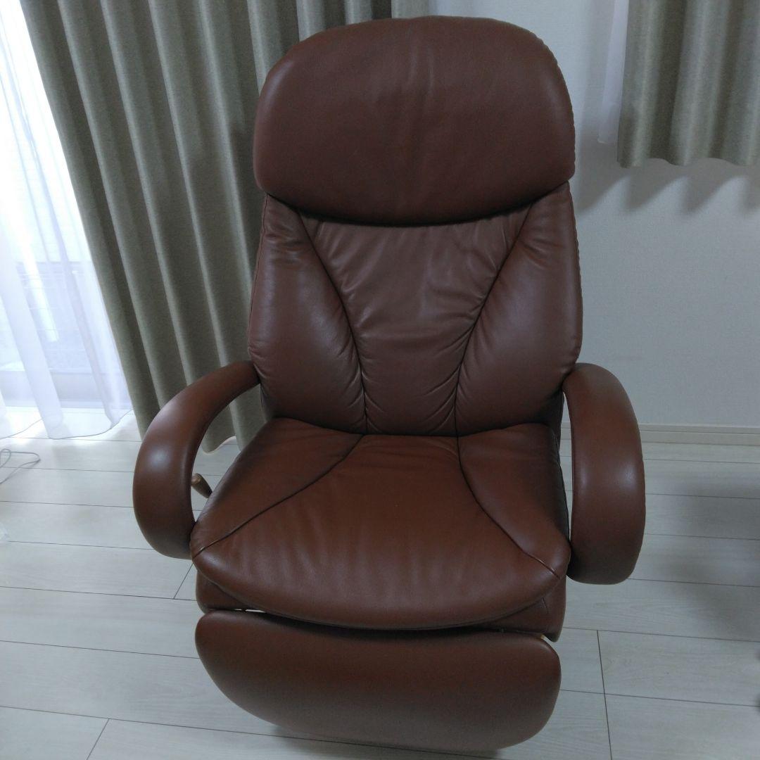 カリモク　リクライニングチェアー　１人掛け
