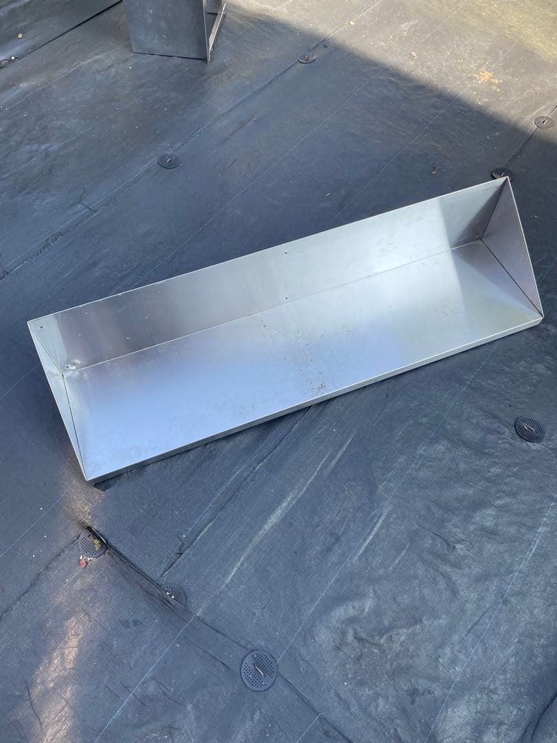 業務用ステンレス壁掛け棚・ステンレス棚（2〕