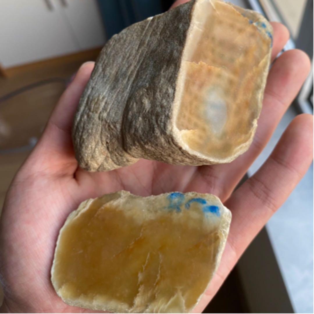 「超希少」天然ひすいの荒い石