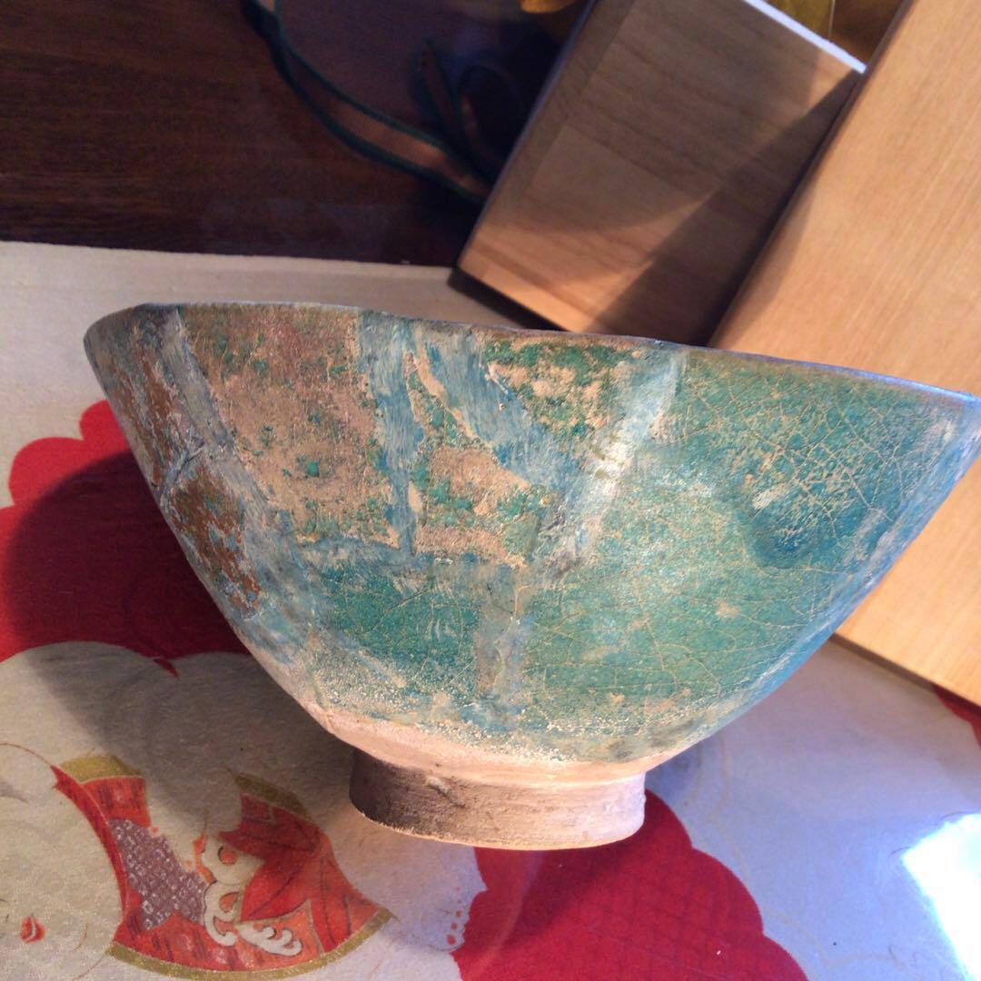 A767 ペルシャ古陶 古代波斯 青釉刻文黒線描　銀化鉢 発掘出土品（箱付）