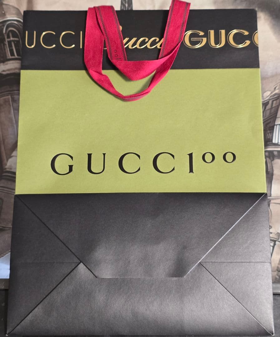 【ぴぃ】グッチ GGマーモント キルティング コスメティックケース