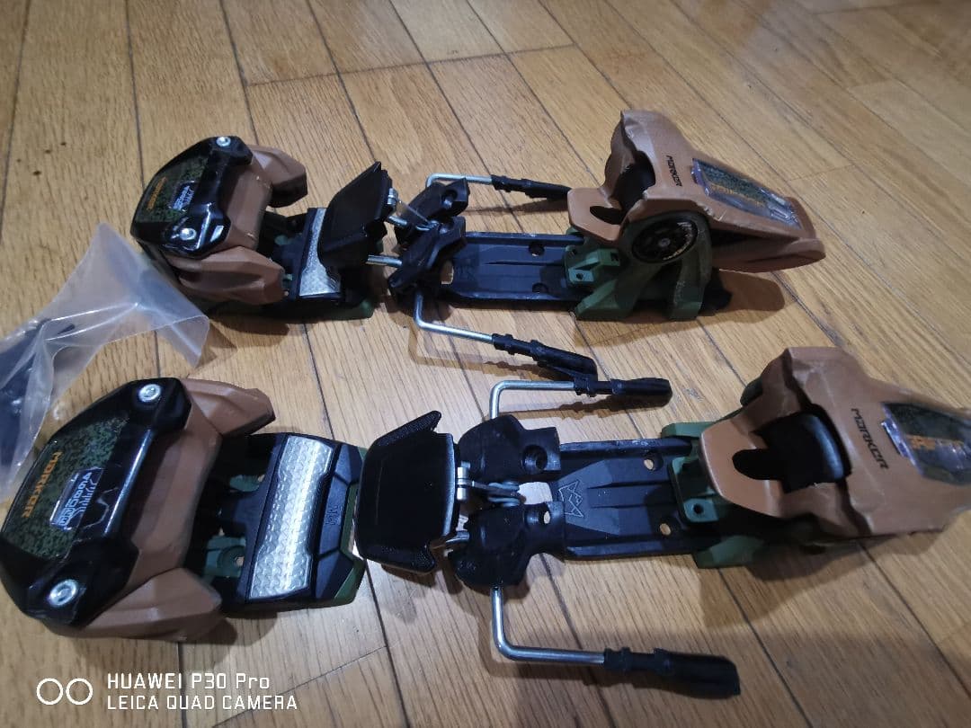 スキー ビンディング ブラウン/グリーン