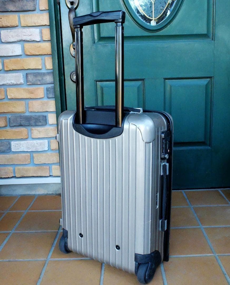 リモワ 806.52『ルフトハンザ 』2輪 キャビントロリー 35L プロセッコ