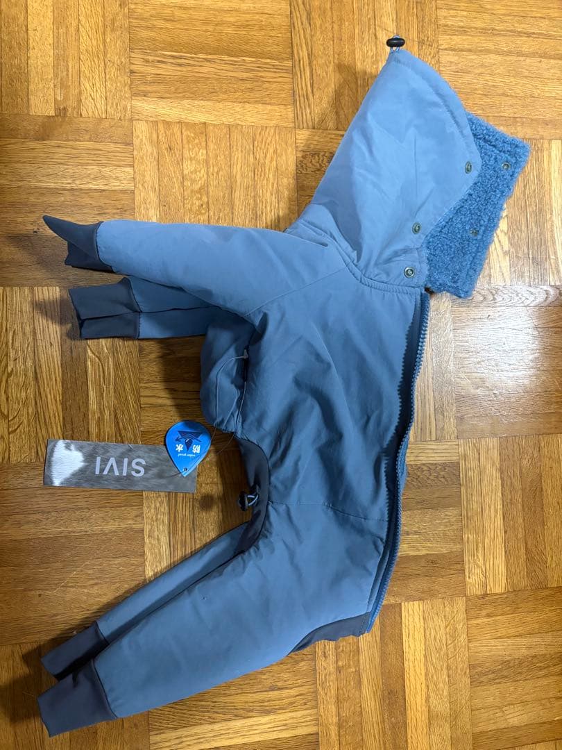 新品タグ付き　イタグレ　ミニピン　SIVI ウインタースーツ　犬服