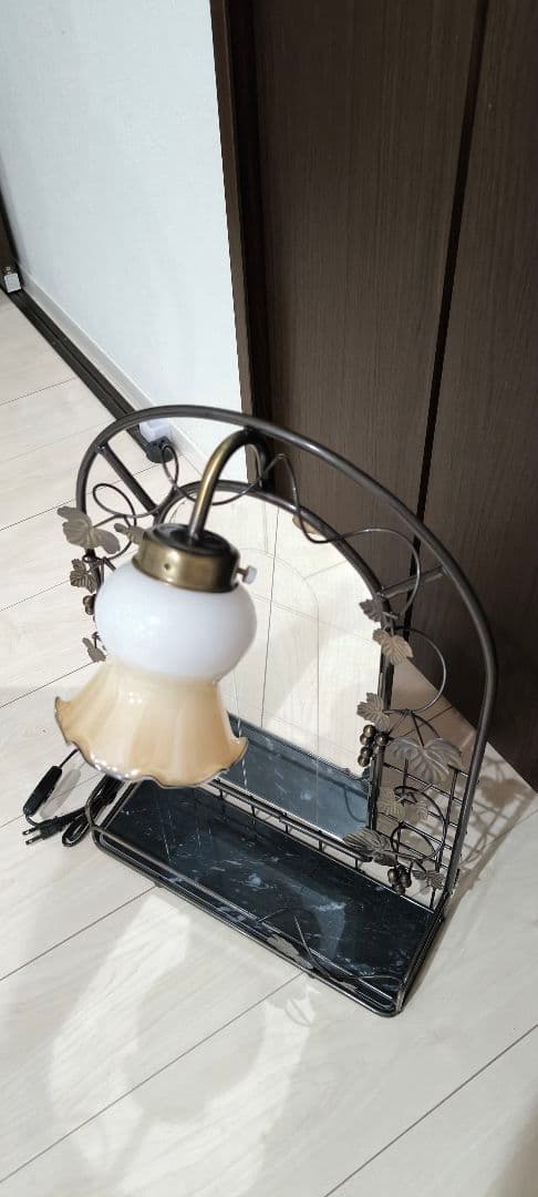 桜井製作所　アイアンドレッサー　昭和レトロ 鏡　電気付　葡萄のツル鉄製