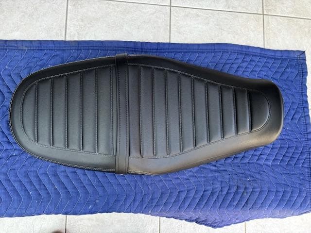 【とと】Z900RS SE　2025　純正シート　カワサキ