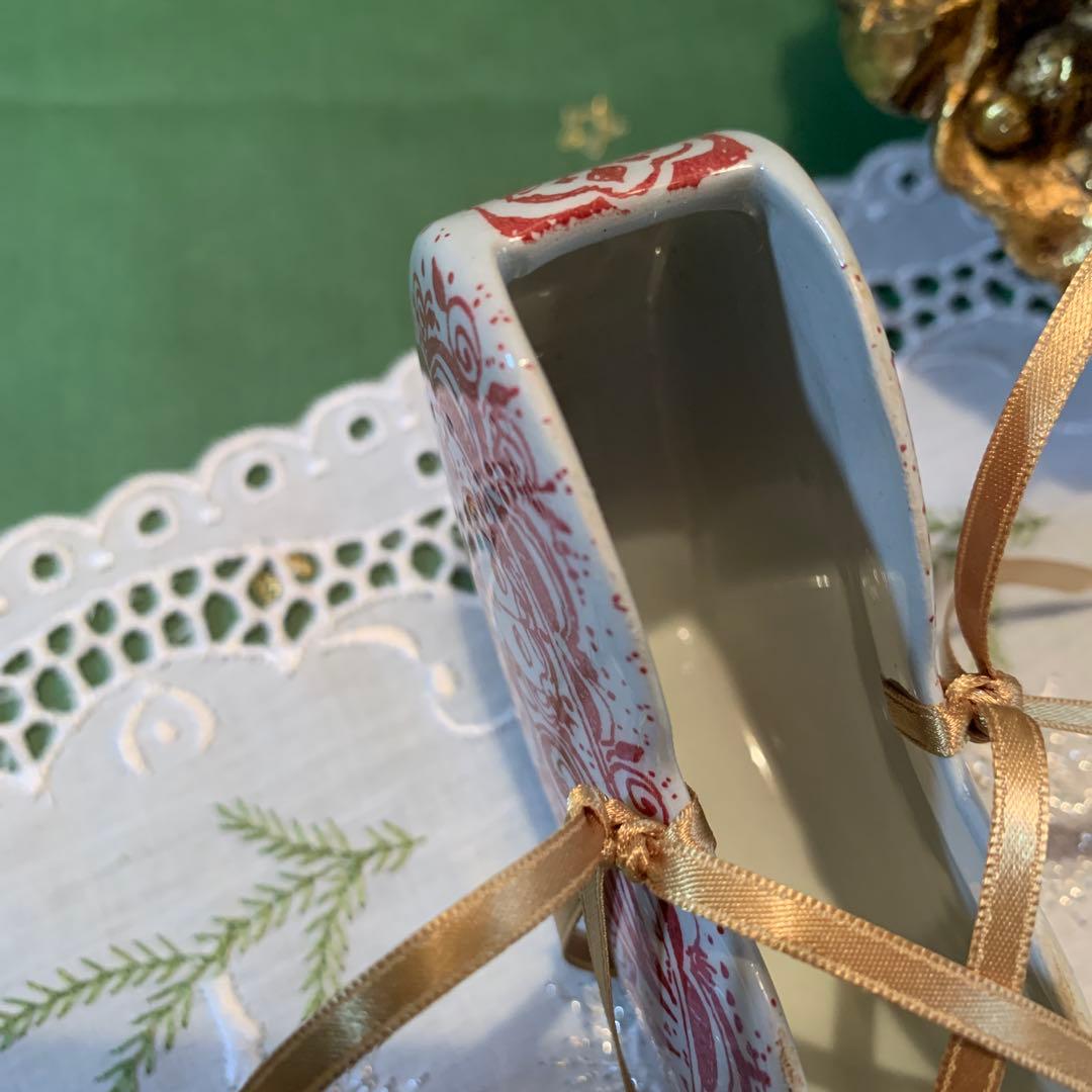 ビヨンヴィンブラッド　赤色のニモール窯のビンテージ天使のオーナメント！可愛い！