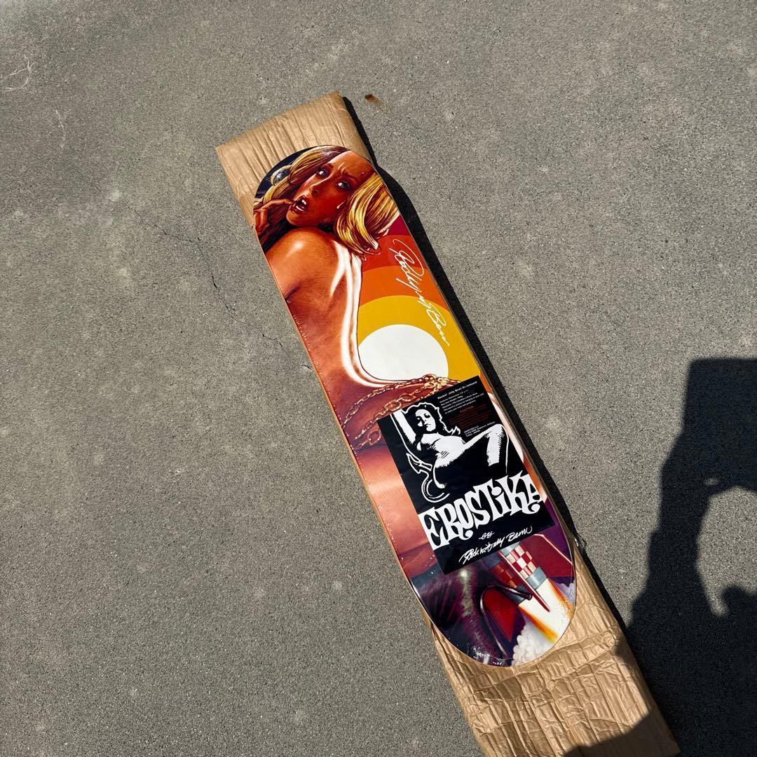 か*す様 Erostrika スケートボード ロッキンジェリービーン　未使用