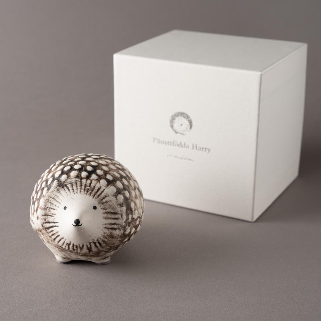 Lisa Larson ハリー リサラーソン ハリネズミ うまれかわりのハリー