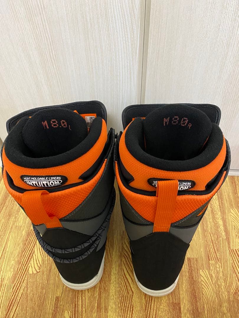 thirtytwo スノーボードブーツ グレー/オレンジ