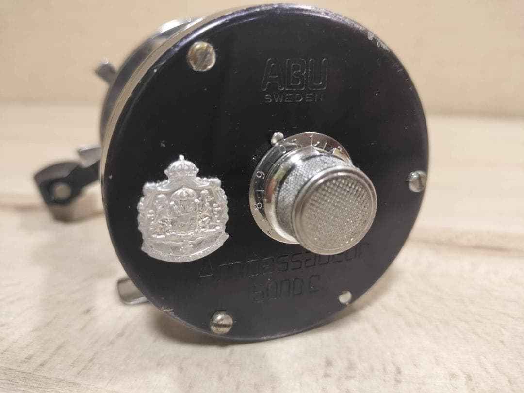 ★アブガルシア　アンバサダー5000C　ビンテージ　リール ブラック