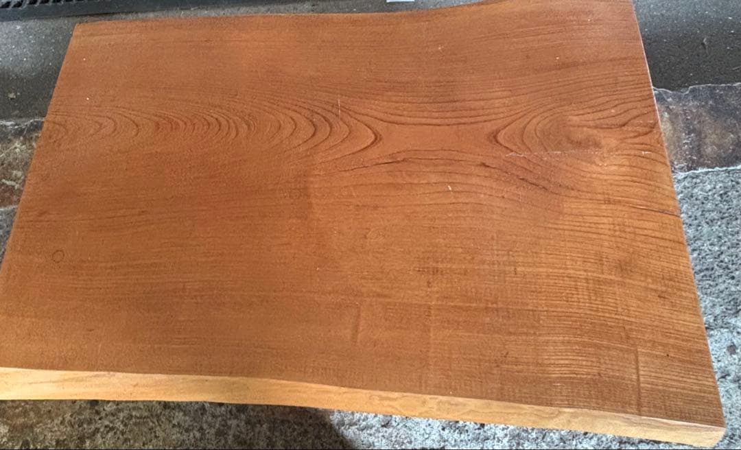 ☆大特価値下げ！☆無垢材のシンプルなテーブル