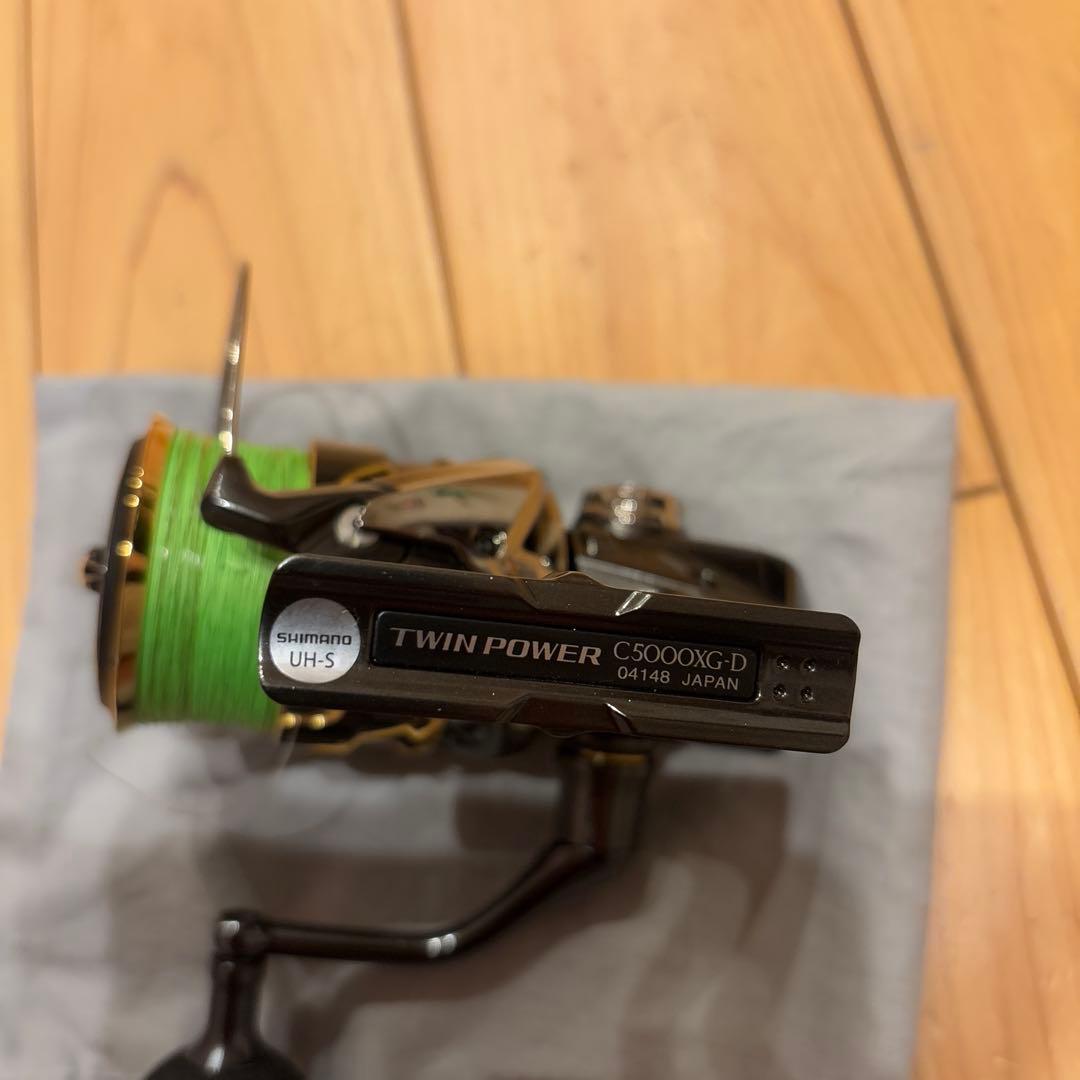 20ツインパワー C5000XG スピニングリール