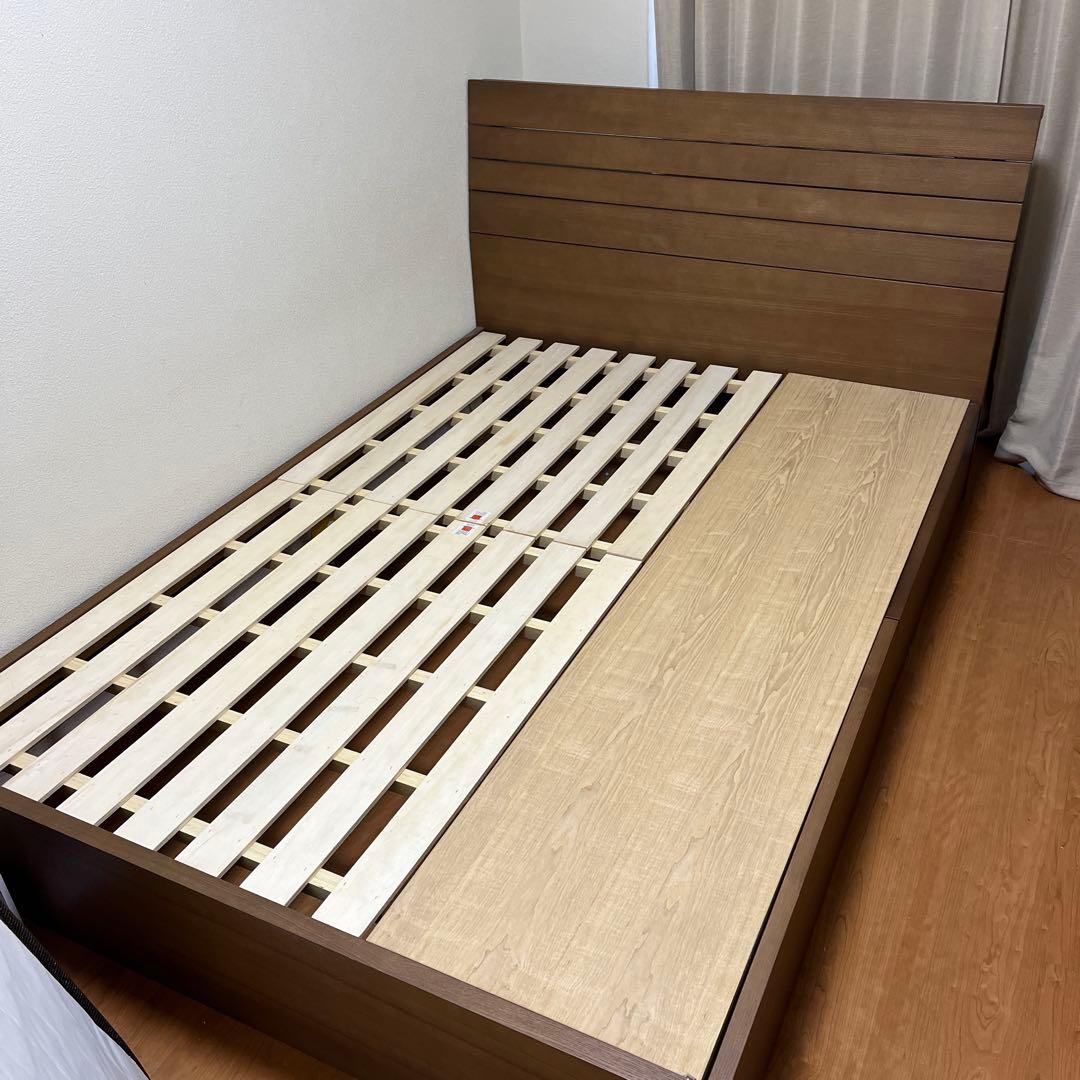 【直接引き取り】ニトリ ベッドフレーム ダブル コンセント付き 引き出し収納あり