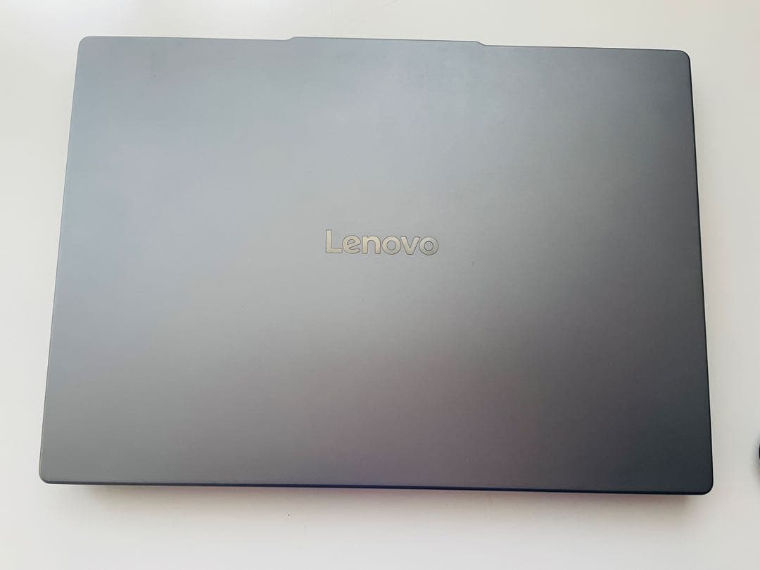 Lenovo IdeaPad Slim 5 14AHP10 ノートPC