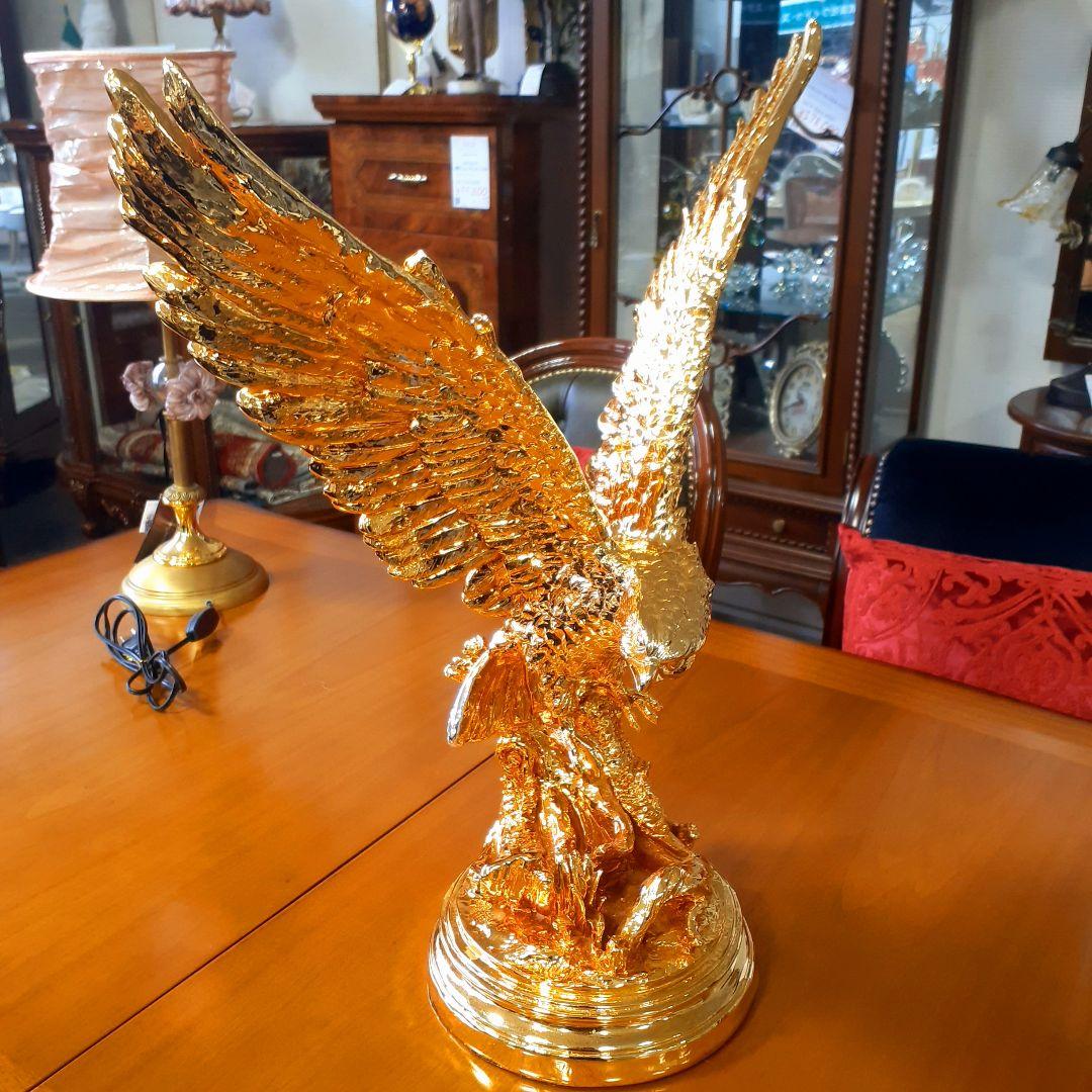輸入雑貨　アニマルオブジェ　ゴールド　『羽ばたく鷹・イーグル』　縁起物