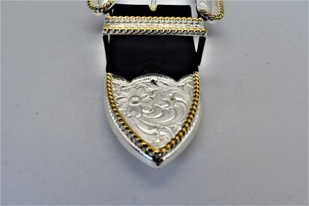 ベルトバックル モンタナ SILVERSMITHS COLUMBUS MONT