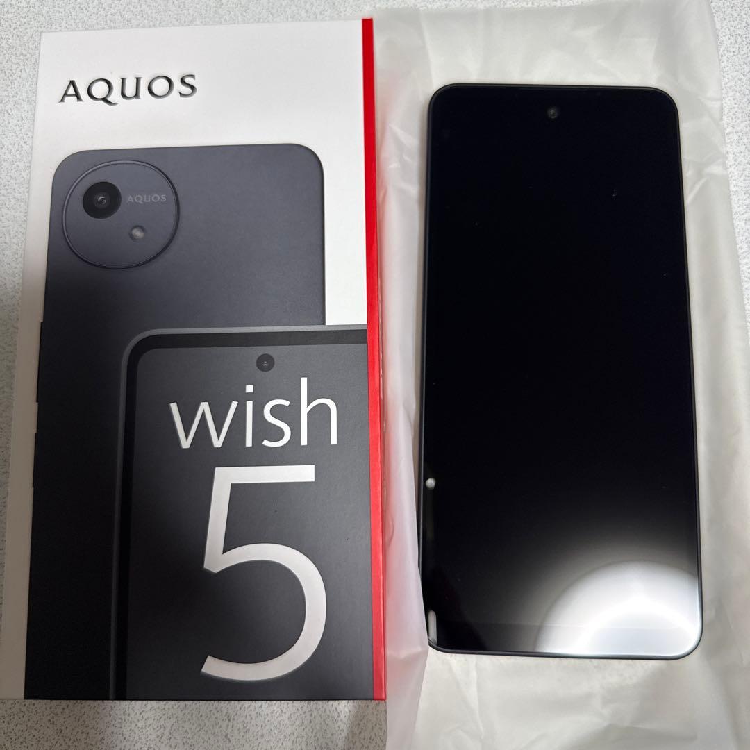 SHARP AQUOS wish 5　ほぼ新品同様品