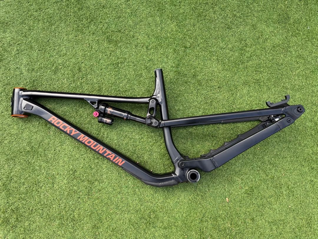 パーツ Rocky Mountain Altitude Alloy30 2021 L