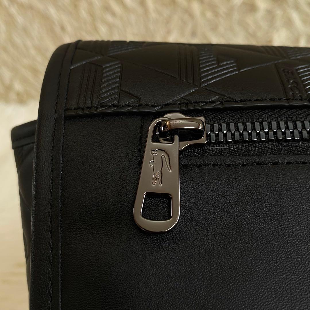 ✨極美品✨ LACOSTE モノグラム スモールメッセンジャーバッグ レザー 黒