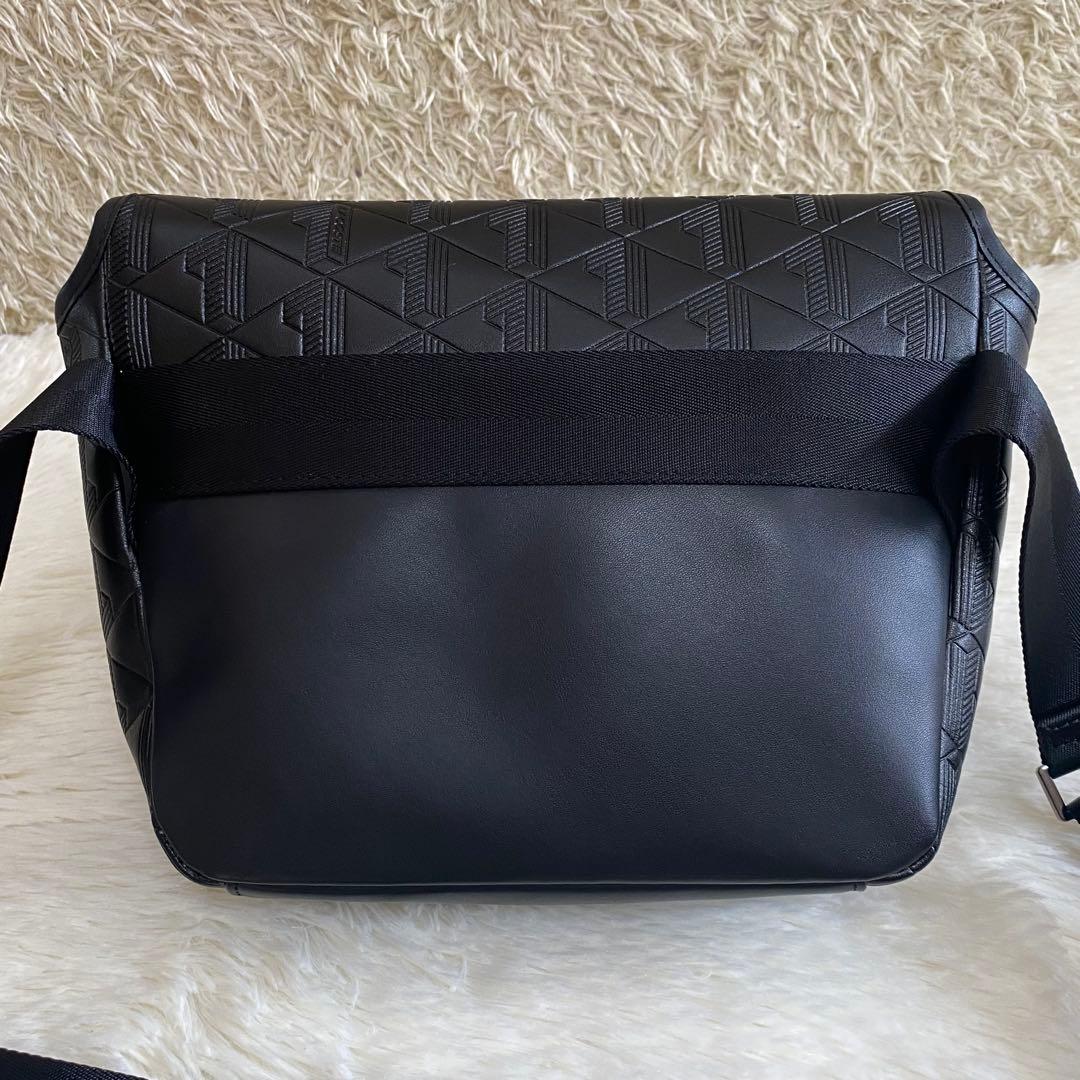 ✨極美品✨ LACOSTE モノグラム スモールメッセンジャーバッグ レザー 黒