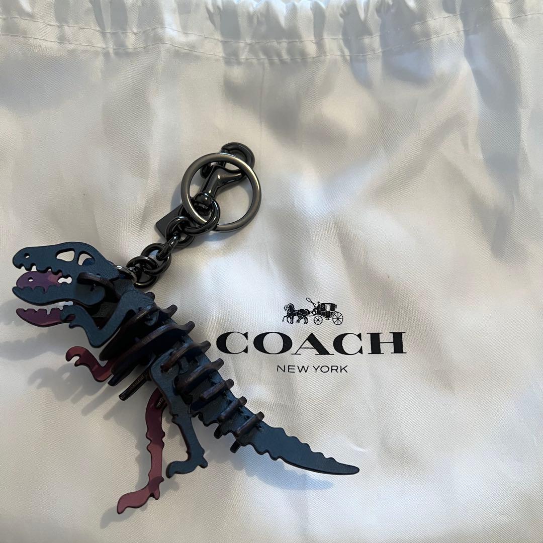コーチ COACH 恐竜　バッグチャーム　キーホルダー
