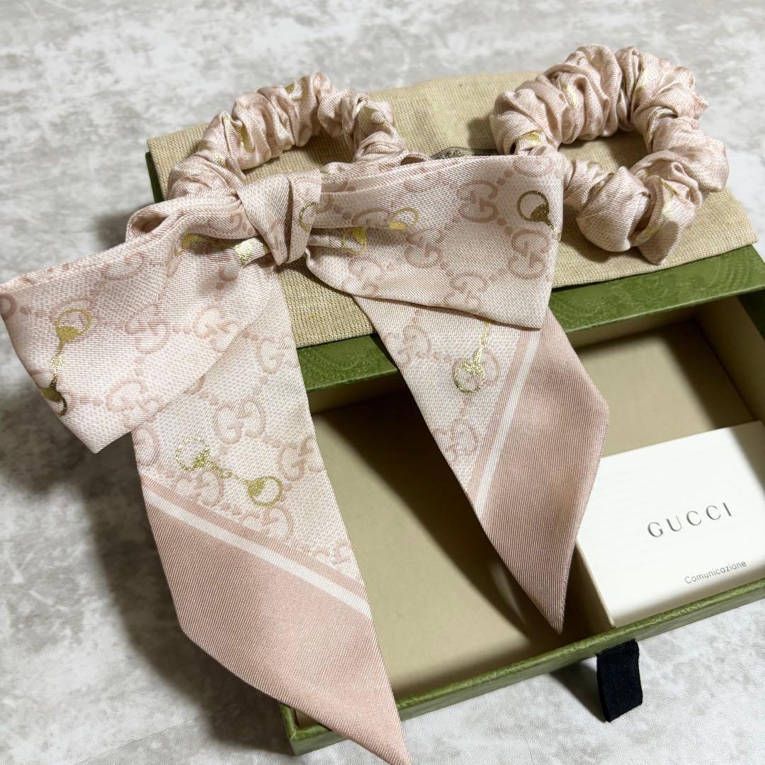I195 GUCCI グッチ　シュシュ　セット　シルク 箱・保存袋付き　ピンク