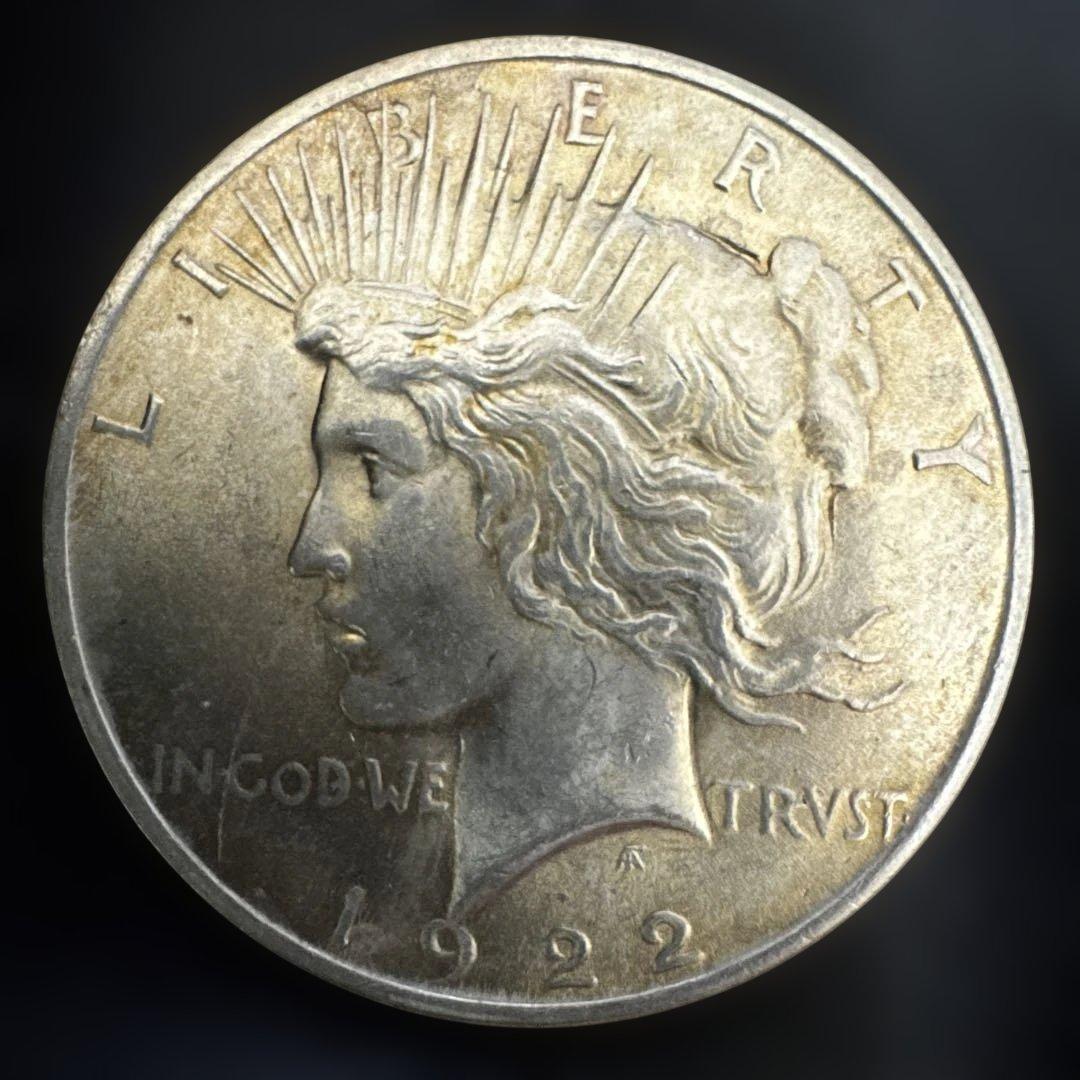 アメリカ　ピースダラー1ドル銀貨　1922年未流通に近い　本物保証