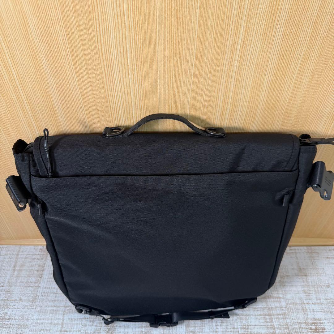 WHITEAGEホワイタージュMOD.NAVYMessenger バッグ