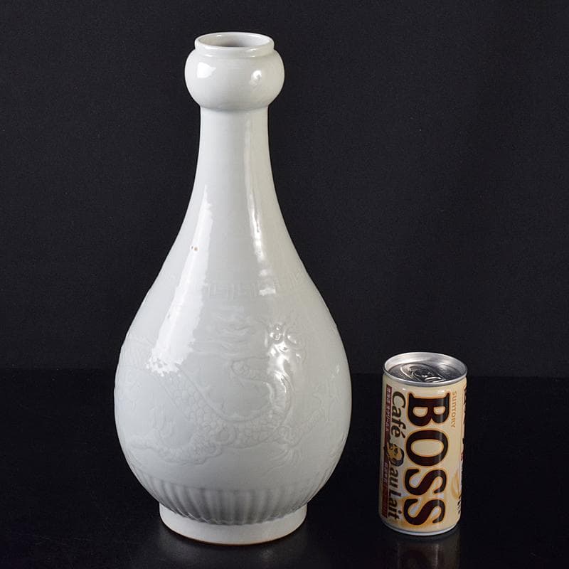 中国　影青　青白磁　陽刻　雲龍文　蒜口瓶　高さ約31㎝　M　R7918B